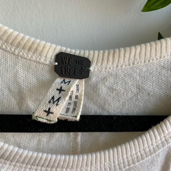 Free People T-Shirt - Picture 4 of 5